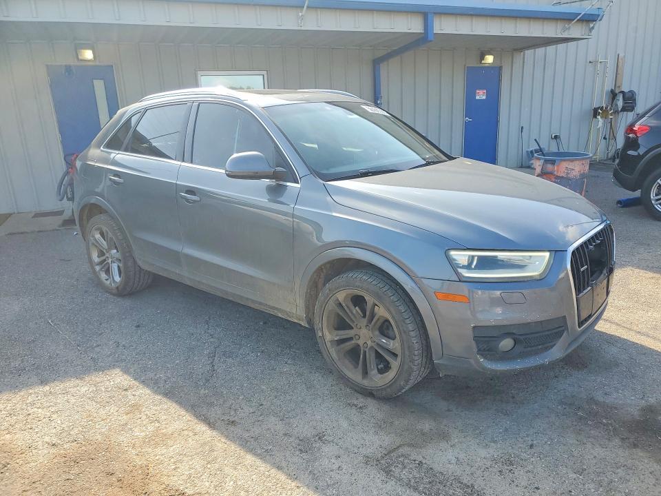 Продажа на аукционе авто 2015 Audi Q3, vin: WA1GFCFSXFR012081, номер лота: 56166556