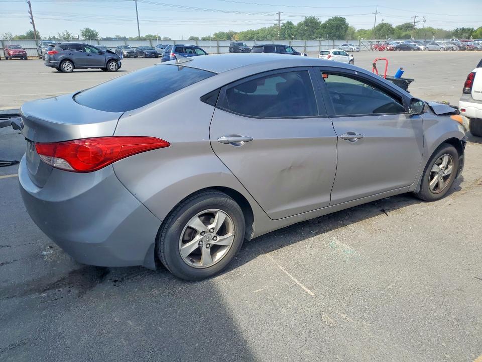 58768986 :رقم المزاد ، KMHDH4AE5DU942633 vin ، 2013 Hyundai Elantra مزاد بيع