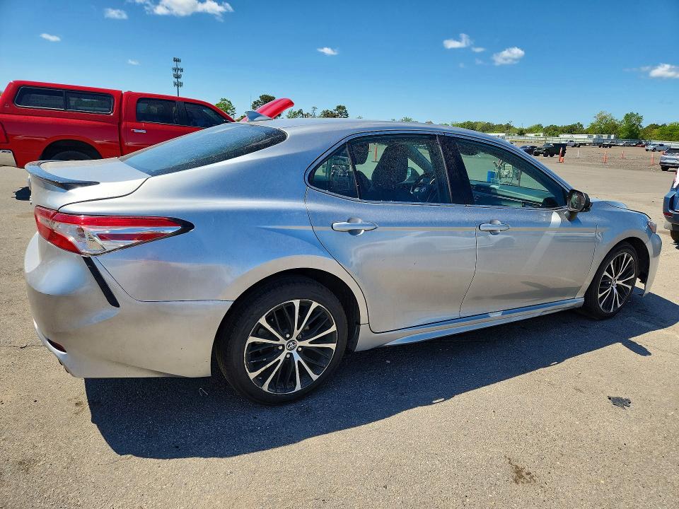 Продажа на аукционе авто 2019 Toyota Camry, vin: 4T1B11HK3KU231399, номер лота: 55577016