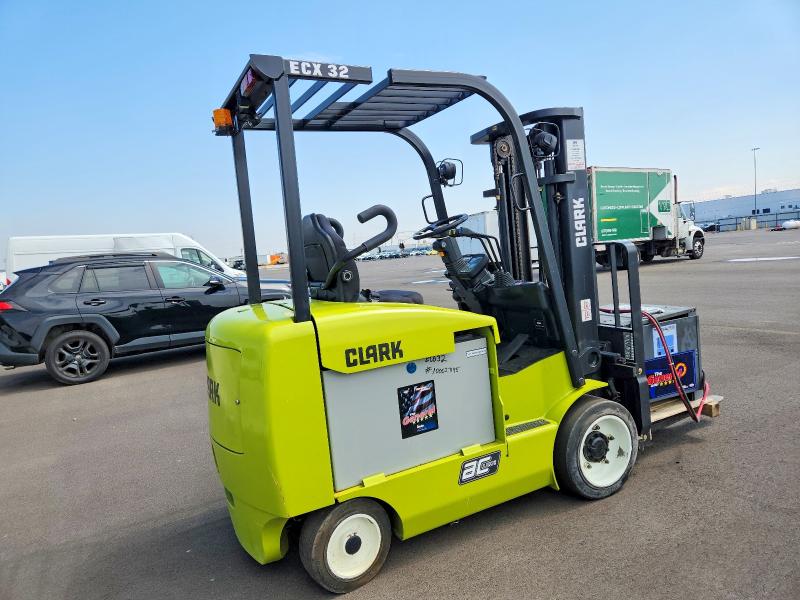 Продажа на аукционе авто 2006 Clark Forklift, vin: ECX36000169653KF, номер лота: 55026456