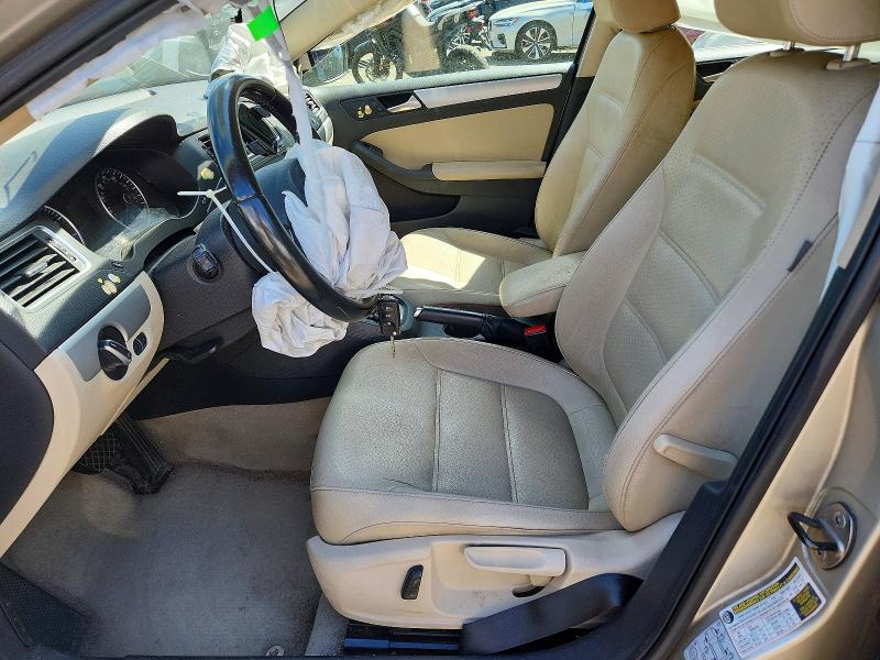 2013 Volkswagen Jetta მანქანა იყიდება აუქციონზე, vin: 3VWDP7AJXDM276120, აუქციონის ნომერი: 58318376