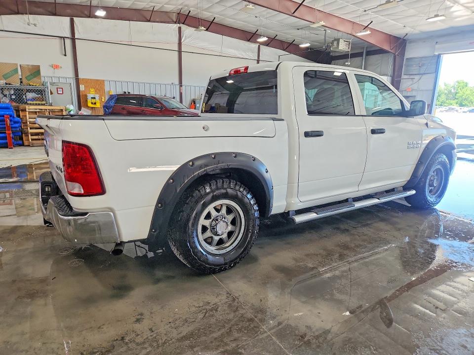 57182366 :رقم المزاد ، 1C6RR7KM8JS228024 vin ، 2018 Ram 1500 مزاد بيع