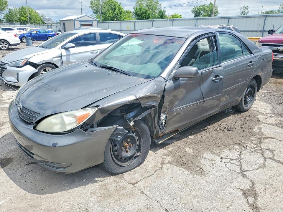 2003 Toyota Camry მანქანა იყიდება აუქციონზე, vin: 4T1BE32K13U682440, აუქციონის ნომერი: 57814846
