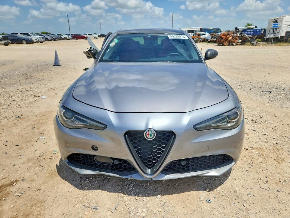 59226576 :رقم المزاد ، ZARFAMBN3L7626697 vin ، 2020 Alfa Romeo Giulia مزاد بيع