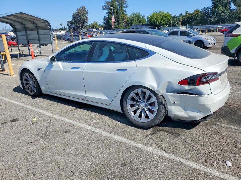 Продажа на аукционе авто 2019 Tesla Model S, vin: 5YJSA1E25KF337242, номер лота: 57435026
