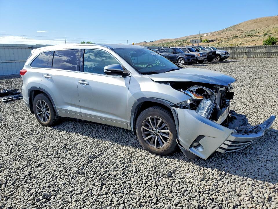 Aukcja sprzedaży 2018 Toyota Highlander, vin: 5TDJZRFH1JS560362, numer aukcji: 57554216