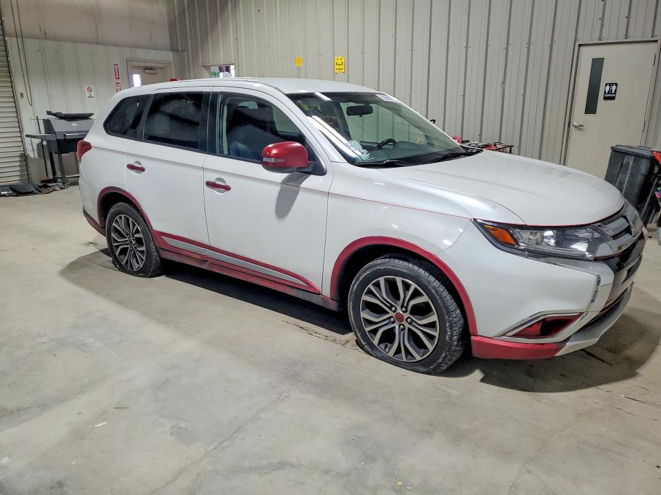Продажа на аукционе авто 2018 Mitsubishi Outlander, vin: JA4AD3A34JZ032251, номер лота: 58908156