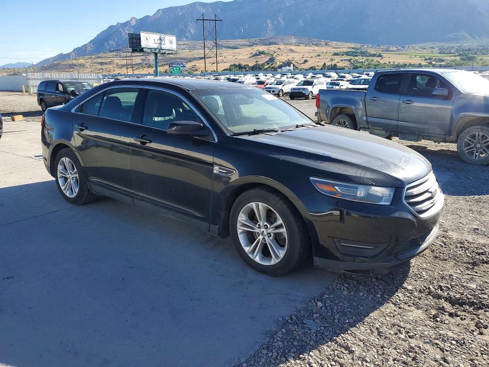 2015 Ford Taurus მანქანა იყიდება აუქციონზე, vin: 1FAHP2E91FG154756, აუქციონის ნომერი: 57046756