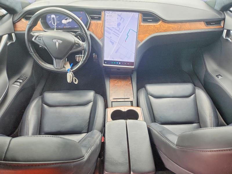 54183326 :رقم المزاد ، 5YJSA1E2XLF367273 vin ، 2020 Tesla Model S مزاد بيع