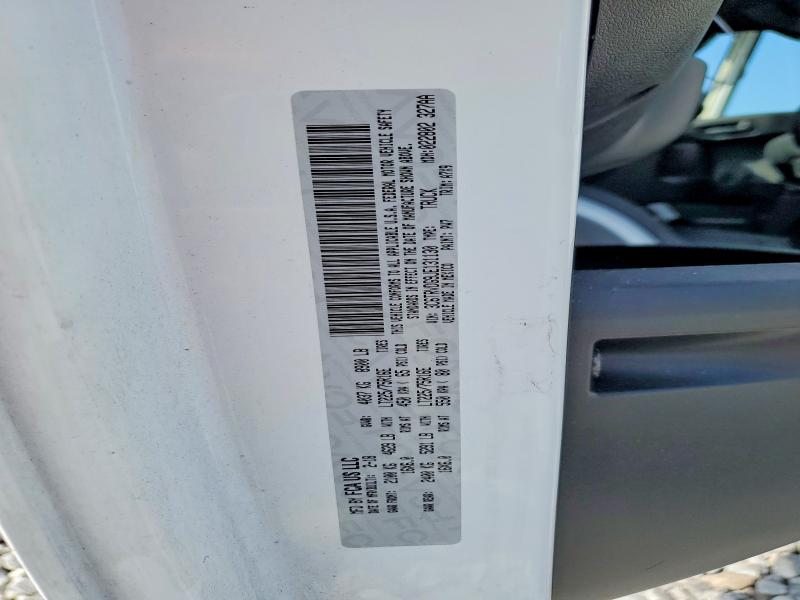 59064806 :رقم المزاد ، 3C6TRVDG9JE131130 vin ، 2018 Ram Promaster 2500 مزاد بيع