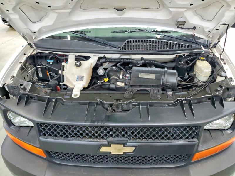 58097976 :رقم المزاد ، 1GAWGPFFXF1283481 vin ، 2015 Chevrolet Express G2500 مزاد بيع