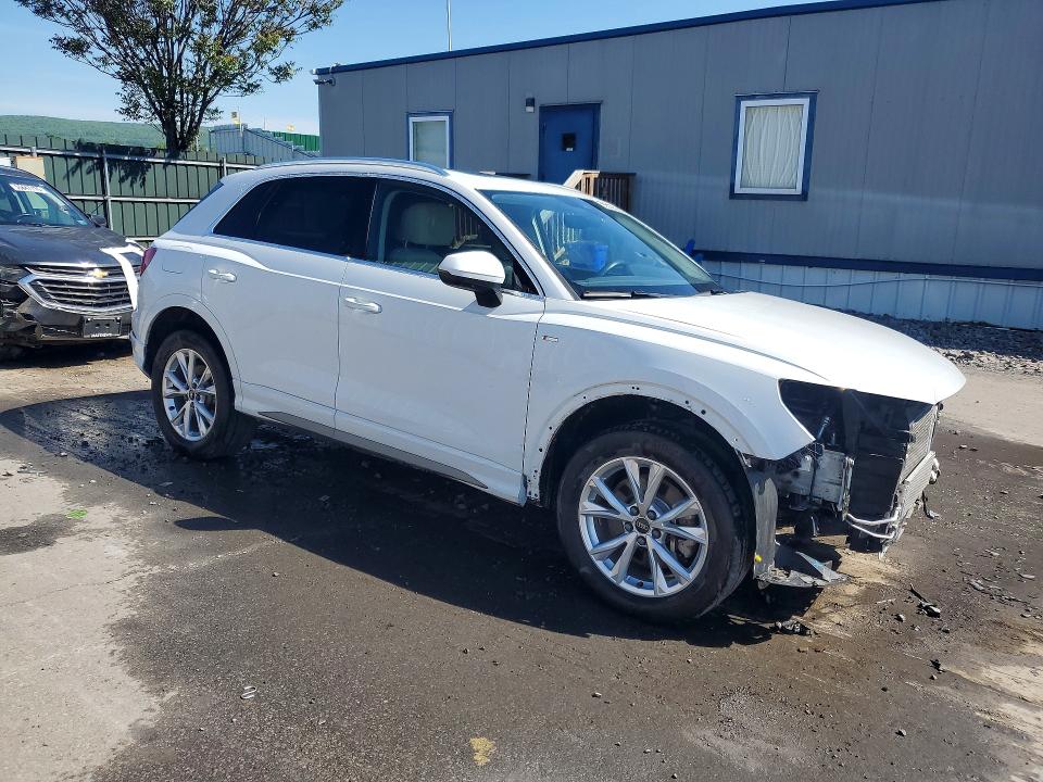 Продаж на аукціоні авто 2023 Audi Q3, vin: WA1DECF37P1135755, номер лоту: 55613796