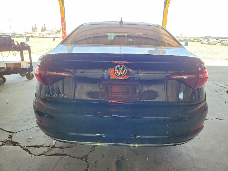 58255286 :رقم المزاد ، 3VWC57BU0MM010759 vin ، 2021 Volkswagen Jetta مزاد بيع