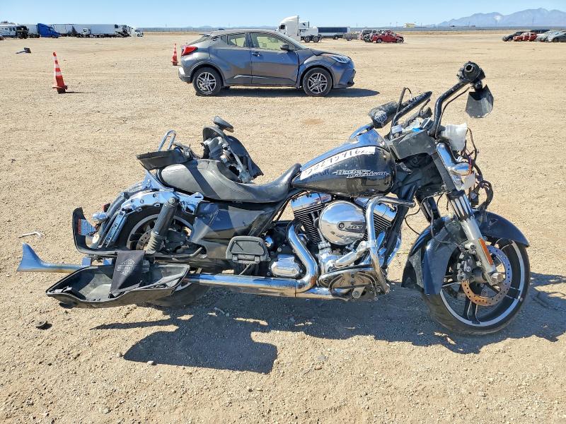 58295416 :رقم المزاد ، 1HD1KBM37FB687424 vin ، 2015 Harley-davidson Flhx مزاد بيع