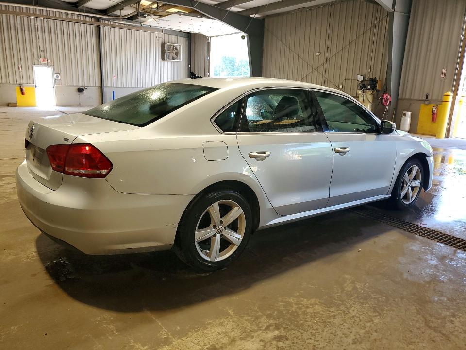 2013 Volkswagen Passat მანქანა იყიდება აუქციონზე, vin: 1VWBP7A38DC104307, აუქციონის ნომერი: 57161466
