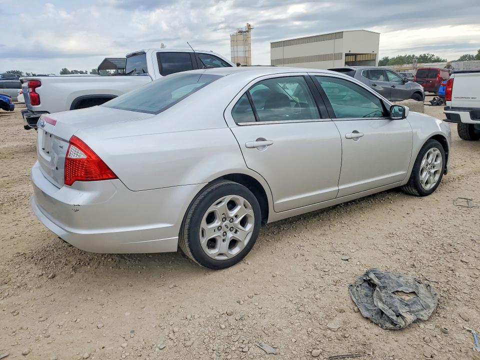 Auction sale of the 2011 Ford Fusion, vin: 3FAHP0HA1BR324031, lot number: 55655276