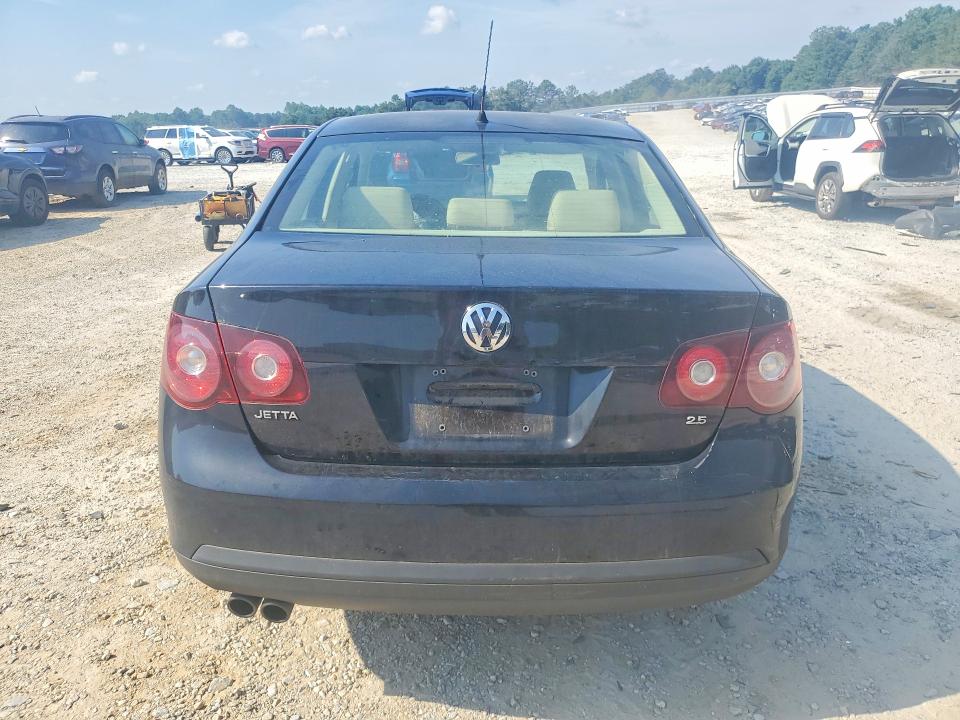 Продажа на аукционе авто 2010 Volkswagen Jetta, vin: 3VWRX7AJXAM136201, номер лота: 57028986