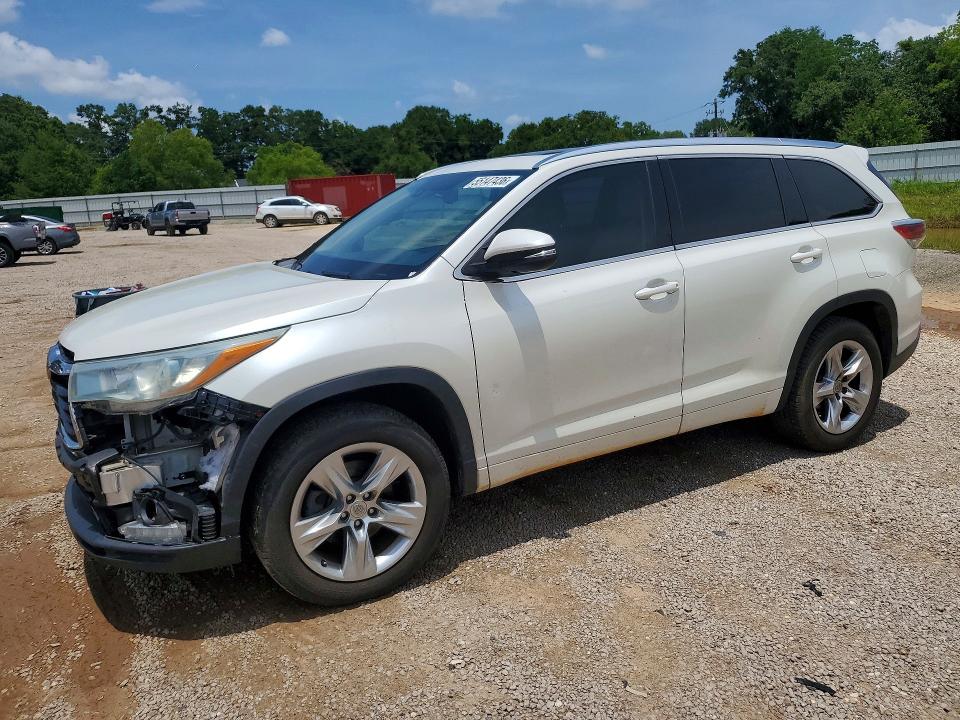 Auction sale of the 2015 Toyota Highlander, vin: 5TDYKRFH7FS046543, lot number: 55147436