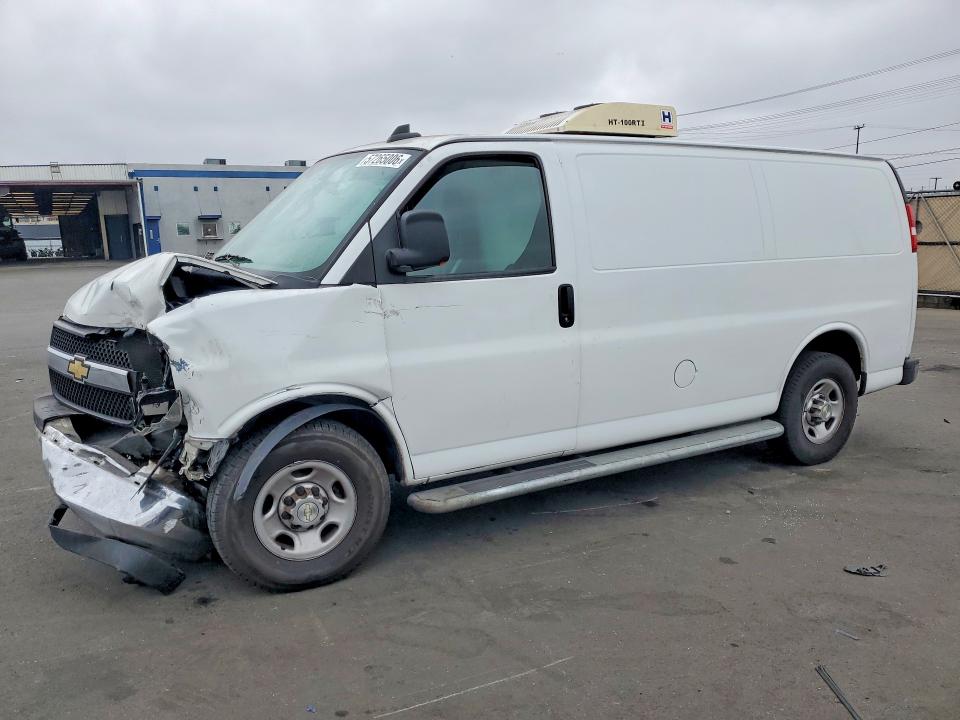 2021 Chevrolet Express G2500 მანქანა იყიდება აუქციონზე, vin: 1GCWGAFP1M1218108, აუქციონის ნომერი: 57265006