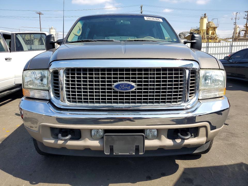 59336306 :رقم المزاد ، 1FMSU43F02EA77747 vin ، 2002 Ford Excursion مزاد بيع
