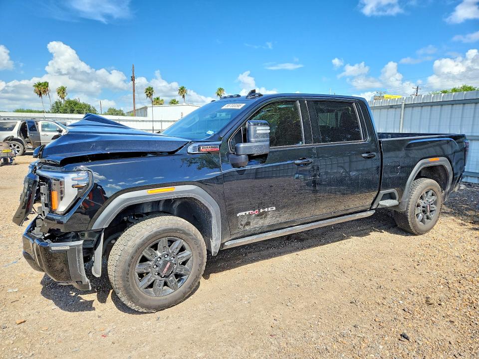 56700096 :رقم المزاد ، 1GT4UPEY5TF106118 vin ، 2026 Gmc Sierra مزاد بيع
