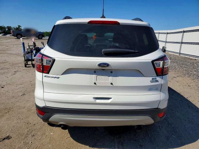 Продажа на аукционе авто 2018 Ford Escape, vin: 1FMCU9GD0JUD15482, номер лота: 55397726