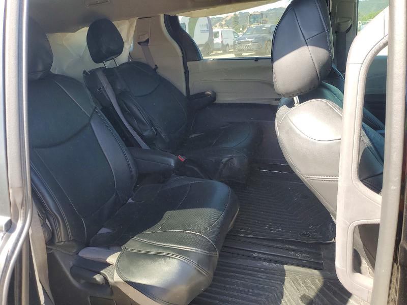 58515706 :رقم المزاد ، 5TDKRKEC1NS109908 vin ، 2022 Toyota Sienna مزاد بيع