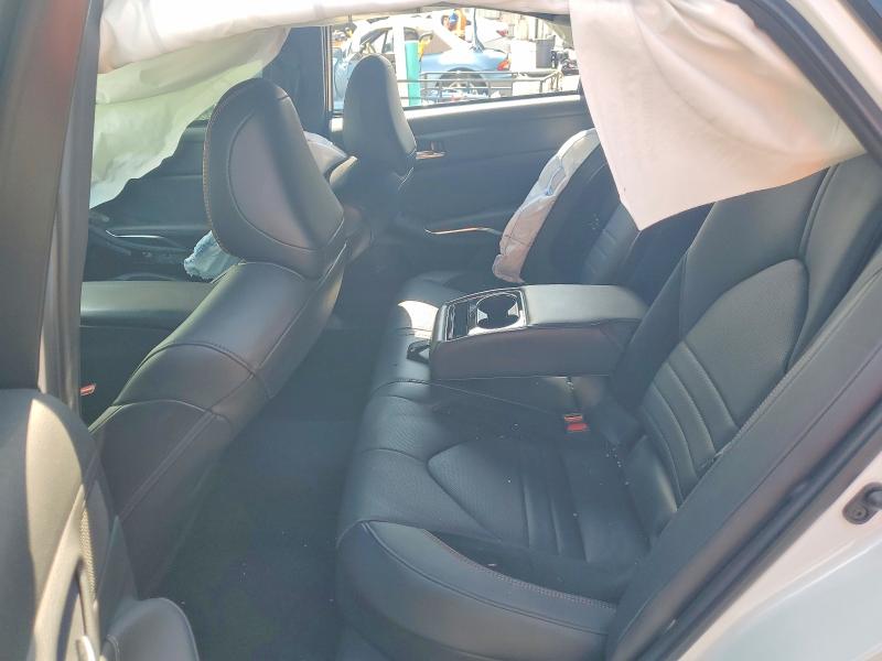 85626165 :رقم المزاد ، 4T1EA1ABXNU011186 vin ، 2022 Toyota Avalon مزاد بيع