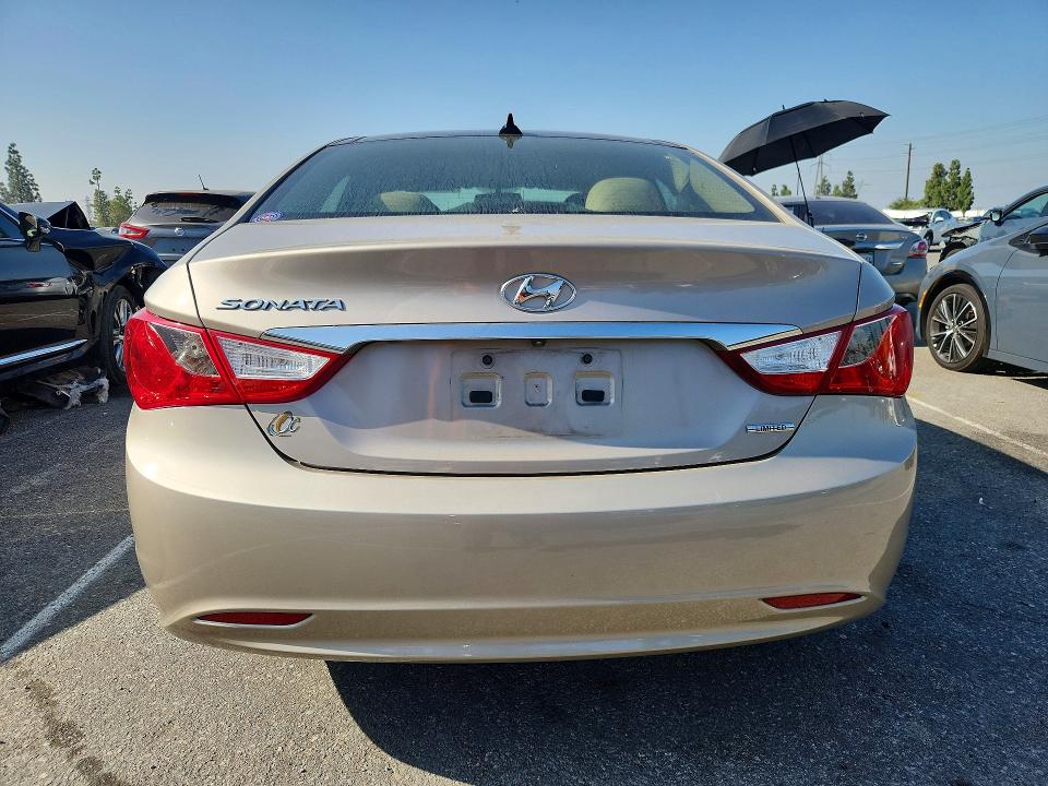 56105206 :رقم المزاد ، 5NPEC4AC1CH321601 vin ، 2012 Hyundai Sonata مزاد بيع