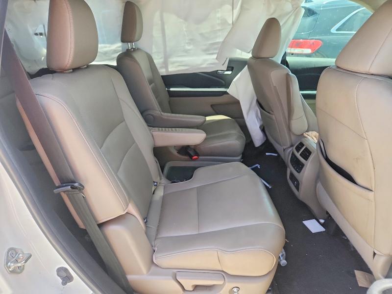 59111996 :رقم المزاد ، 5FNYF6H06KB004177 vin ، 2019 Honda Pilot مزاد بيع
