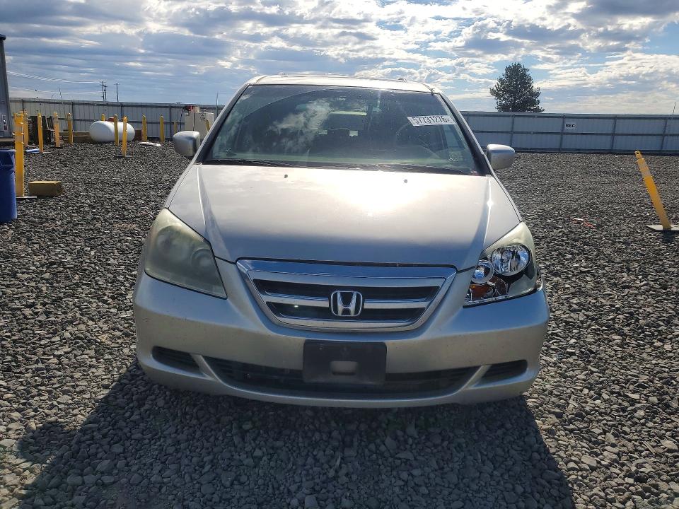 2005 Honda Odyssey მანქანა იყიდება აუქციონზე, vin: 5FNRL38725B096689, აუქციონის ნომერი: 57731276