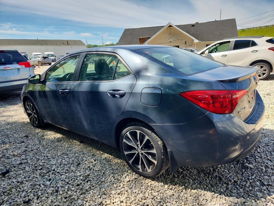 57550696 :رقم المزاد ، 2T1BURHE9JC067897 vin ، 2018 Toyota Corolla مزاد بيع