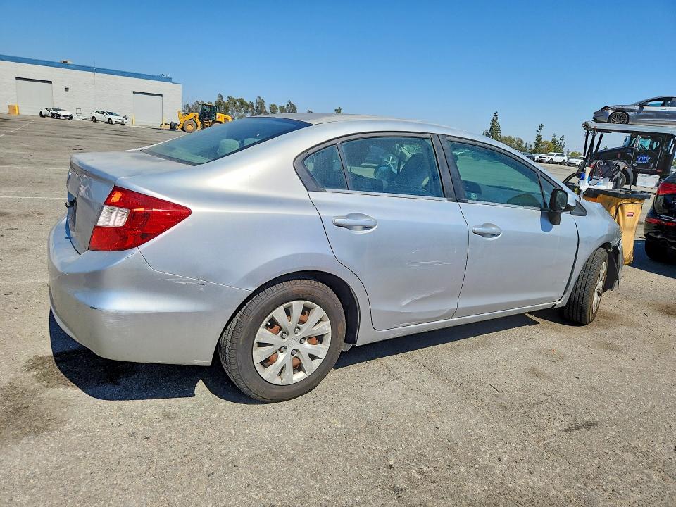 2012 Honda Civic მანქანა იყიდება აუქციონზე, vin: 2HGFB2F55CH334044, აუქციონის ნომერი: 58908456