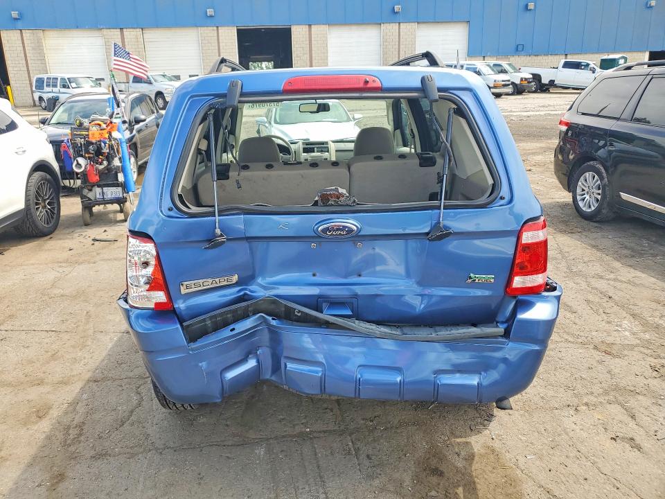 2010 Ford Escape მანქანა იყიდება აუქციონზე, vin: 1FMCU9DG0AKB52472, აუქციონის ნომერი: 57370976