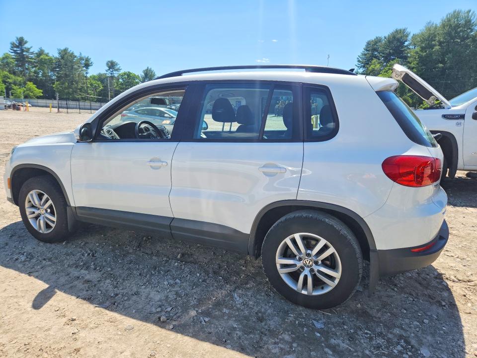 2015 Volkswagen Tiguan მანქანა იყიდება აუქციონზე, vin: WVGBV7AX5FW557650, აუქციონის ნომერი: 56739686