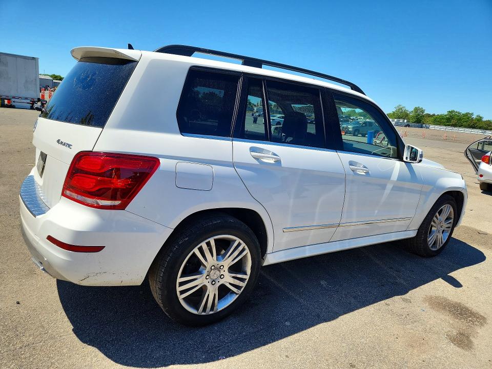 55585026 :رقم المزاد ، WDCGG8JB9FG428992 vin ، 2015 Mercedes-benz Glk مزاد بيع