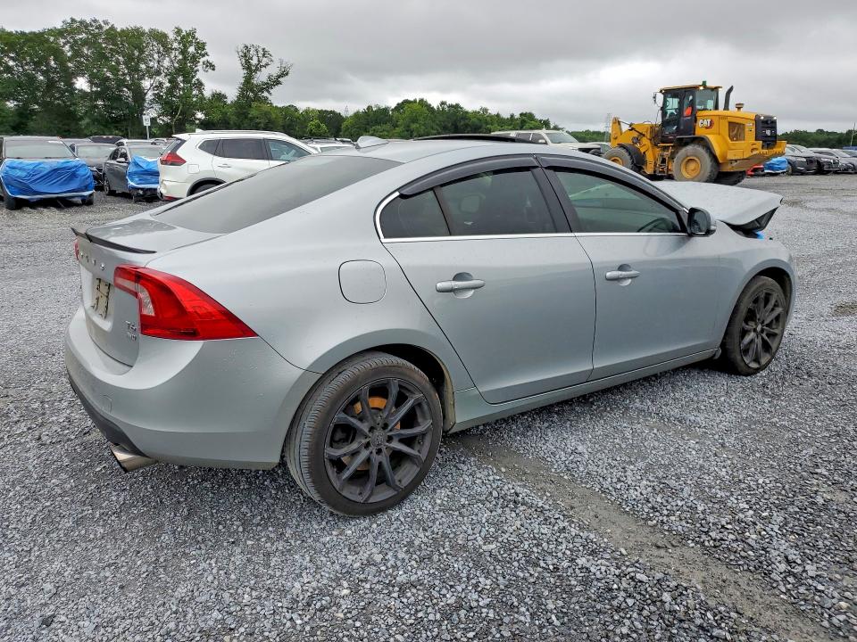 2013 Volvo S60 მანქანა იყიდება აუქციონზე, vin: YV1902FH6D2183280, აუქციონის ნომერი: 57824846