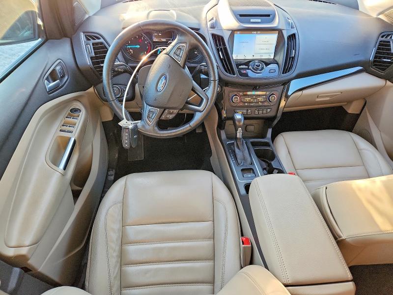 Продажа на аукционе авто 2017 Ford Escape, vin: 1FMCU9J97HUB88244, номер лота: 56093166