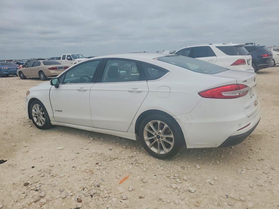 Продажа на аукционе авто 2019 Ford Fusion, vin: 3FA6P0LU1KR225010, номер лота: 55722166