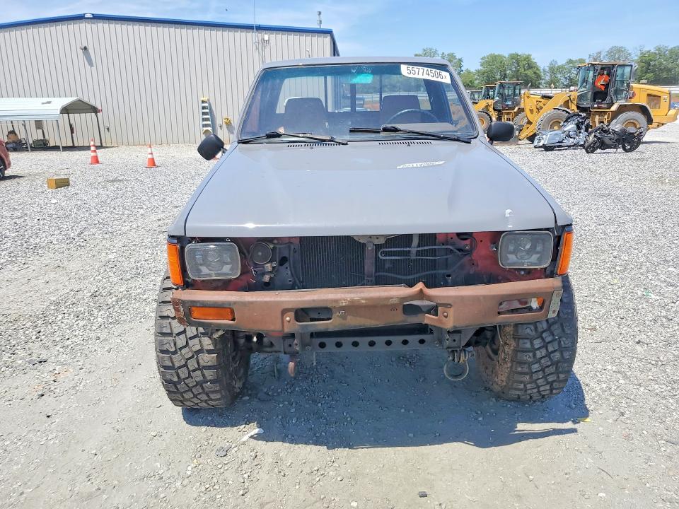 55774506 :رقم المزاد ، JT4RN63R8G0004507 vin ، 1986 Toyota Pickup مزاد بيع