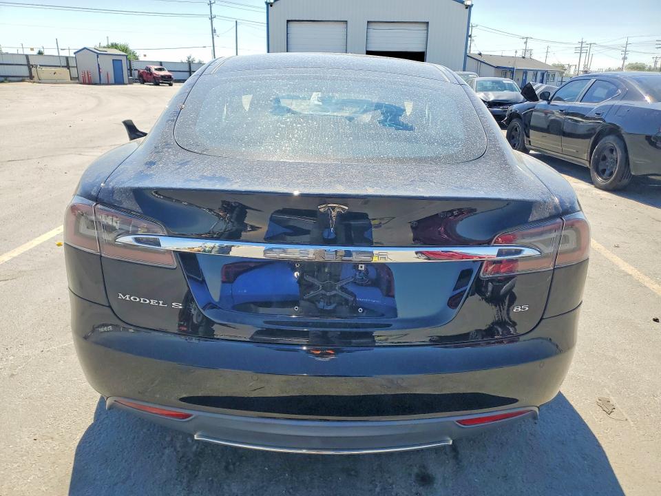 2014 Tesla Model S მანქანა იყიდება აუქციონზე, vin: 5YJSA1H12EFP35855, აუქციონის ნომერი: 55188446