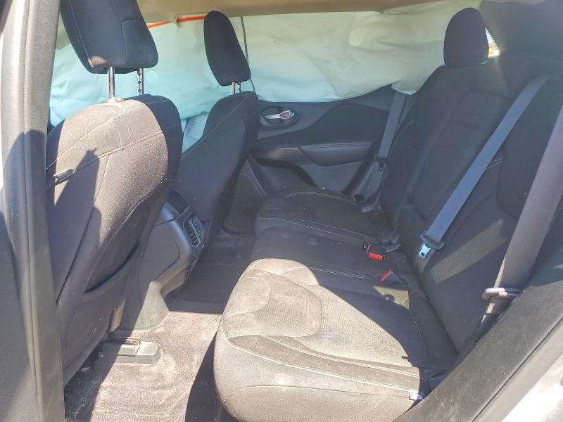 55302666 :رقم المزاد ، 1C4PJMCB7GW310895 vin ، 2016 Jeep Cherokee مزاد بيع
