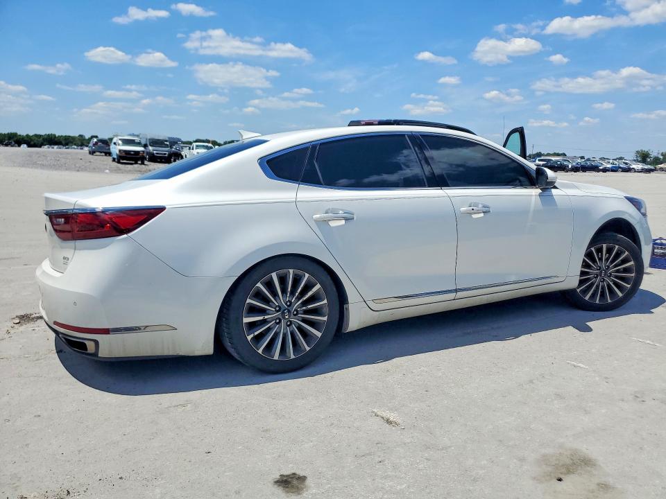 55174816 :رقم المزاد ، KNALC4J14H5072818 vin ، 2017 Kia Cadenza مزاد بيع