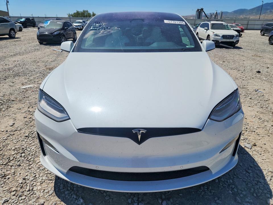 Продажа на аукционе авто 2022 Tesla Model X, vin: 7SAXCBE68NF331810, номер лота: 57781306