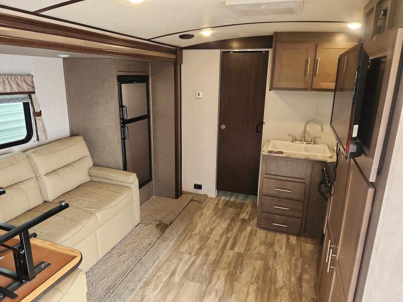 Продажа на аукционе авто 2018 Foresriver Surveyor, vin: 4X4TSVZ27JL034973, номер лота: 55875406