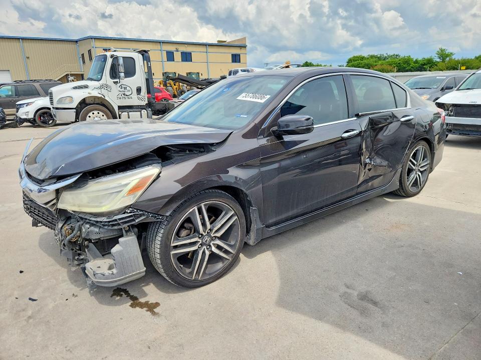55786086 :رقم المزاد ، 1HGCR3F94HA015053 vin ، 2017 Honda Accord مزاد بيع