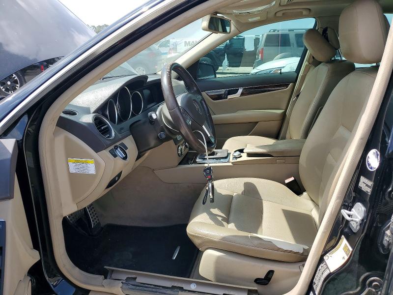 Продажа на аукционе авто 2013 Mercedes-benz C, vin: WDDGF4HB2DA769924, номер лота: 58920506