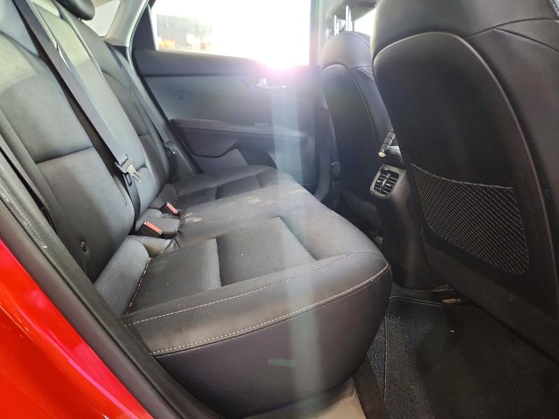 2019 Kia Forte მანქანა იყიდება აუქციონზე, vin: 3KPF54AD8KE086334, აუქციონის ნომერი: 58936746