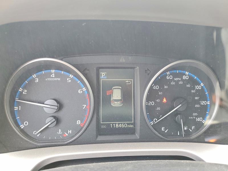 Продажа на аукционе авто 2017 Toyota Rav4, vin: JTMBFREV9HJ105741, номер лота: 55151256