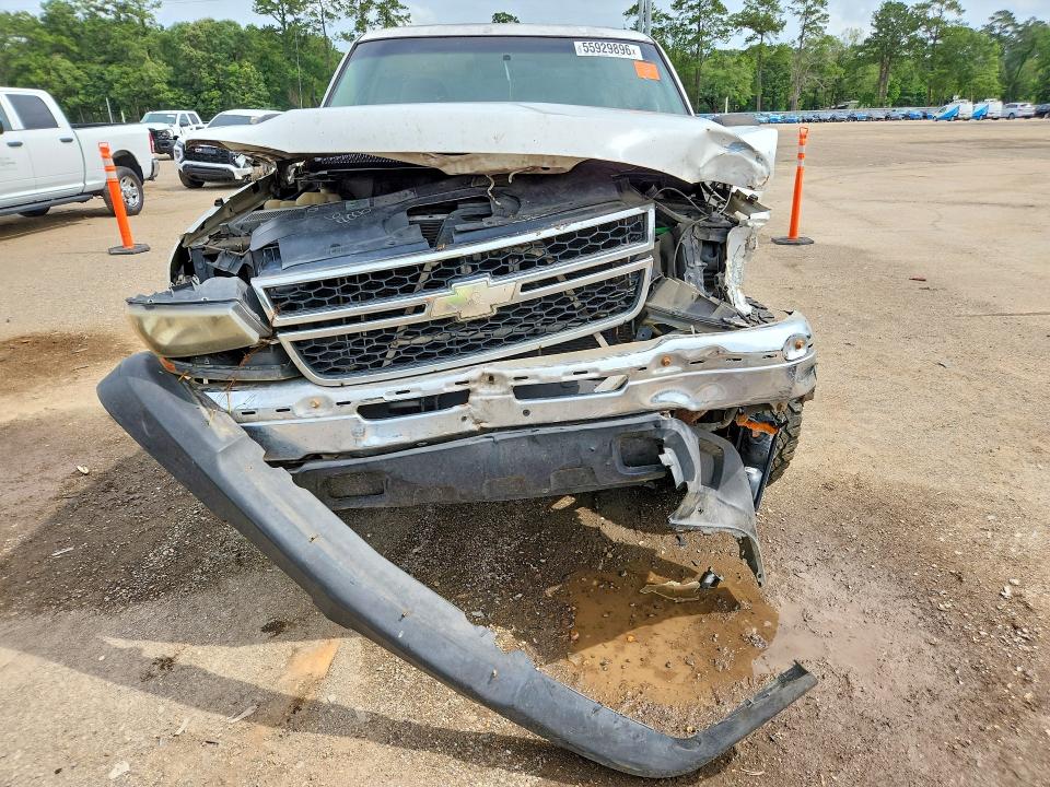 Продажа на аукционе авто 2006 Chevrolet Silverado, vin: 1GCHC23U16F136003, номер лота: 55929896